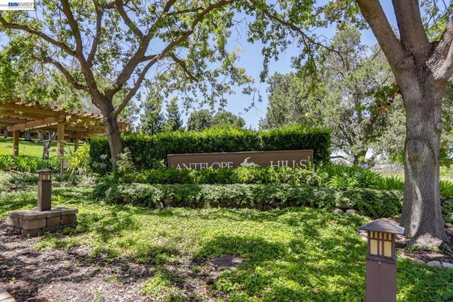 43354 Banda Ter, Fremont, CA 94539