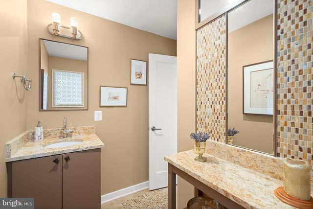 2809 BATTERY PL NW, Washington, DC 20016