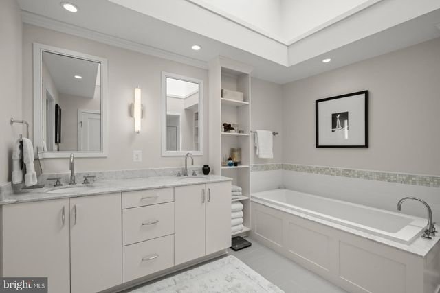 2809 BATTERY PL NW, Washington, DC 20016