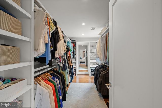 2809 BATTERY PL NW, Washington, DC 20016