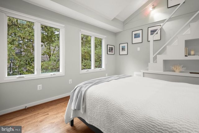 2809 BATTERY PL NW, Washington, DC 20016