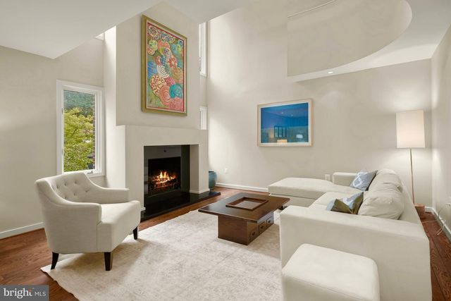 2809 BATTERY PL NW, Washington, DC 20016