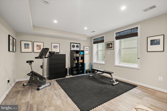 2809 BATTERY PL NW, Washington, DC 20016