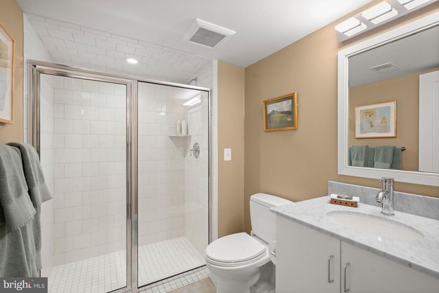 2809 BATTERY PL NW, Washington, DC 20016