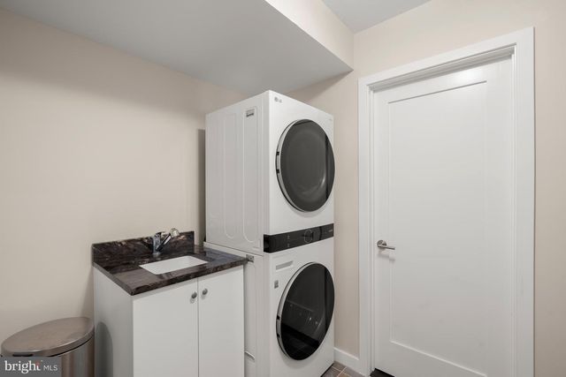 2809 BATTERY PL NW, Washington, DC 20016