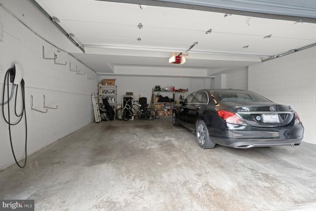 2809 BATTERY PL NW, Washington, DC 20016