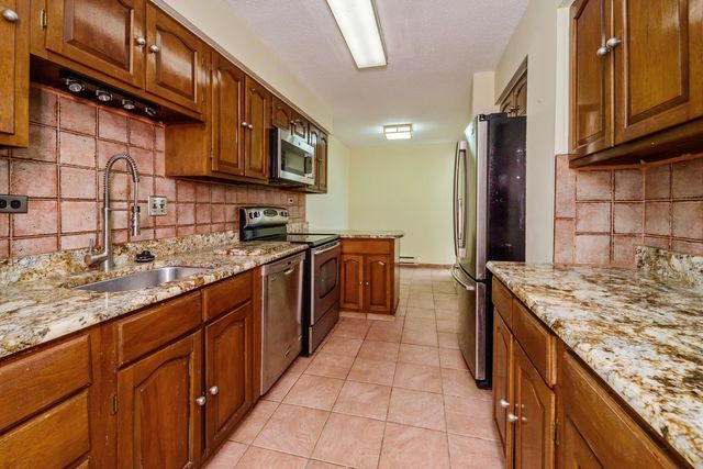 5471 S Hyde Park Boulevard 16AB, Chicago, IL 60615