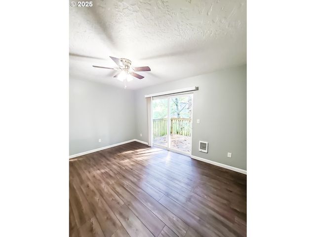 131 Se Ainslee Ave, Depoe Bay, OR 97341