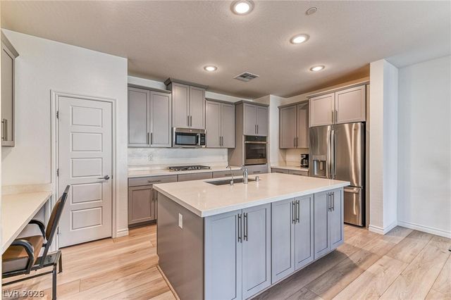 2555 Hampton Road 10108, Henderson, NV 89052