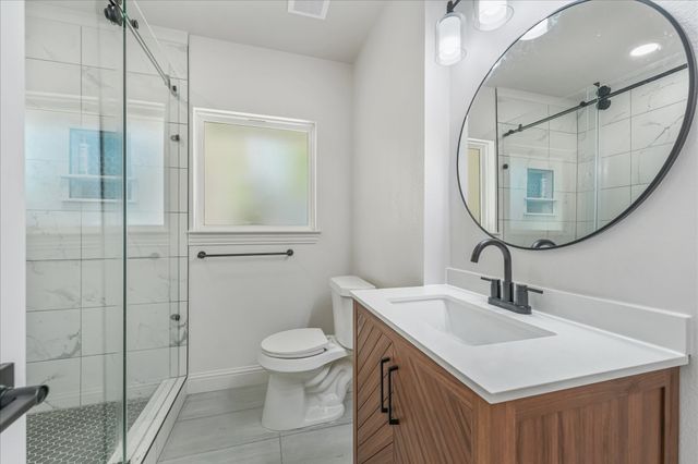 1918 Elmwood Boulevard, Dallas, TX 75224