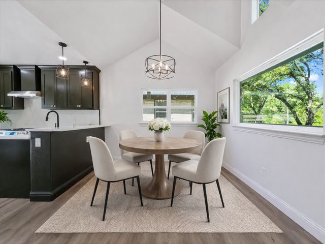 1918 Elmwood Boulevard, Dallas, TX 75224