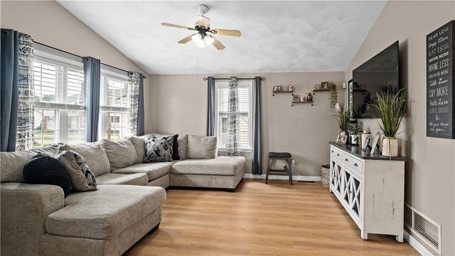133 Oakdale Avenue, Pawtucket, RI 02860