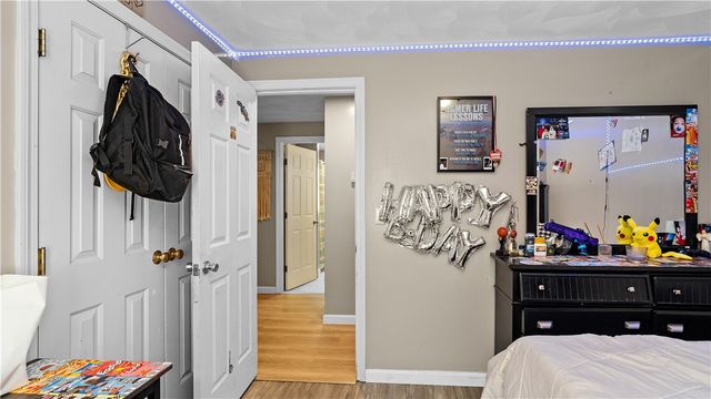 133 Oakdale Avenue, Pawtucket, RI 02860