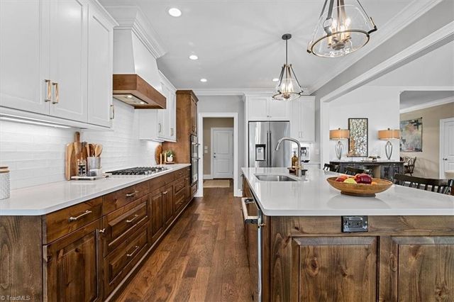 8005 Honkers Hollow Drive, Stokesdale, NC 27357