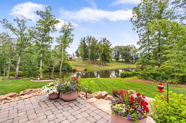 8005 Honkers Hollow Drive, Stokesdale, NC 27357