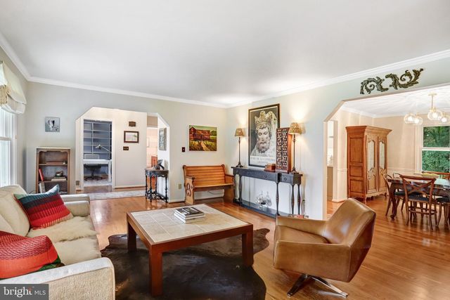 44 ACORN CT, Sterling, VA 20164