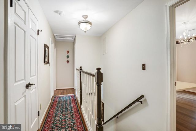 44 ACORN CT, Sterling, VA 20164