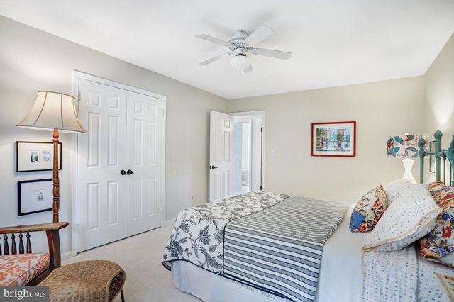 44 ACORN CT, Sterling, VA 20164