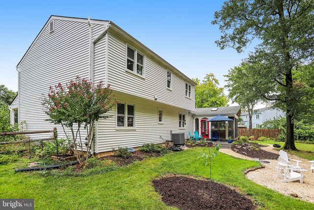 44 ACORN CT, Sterling, VA 20164