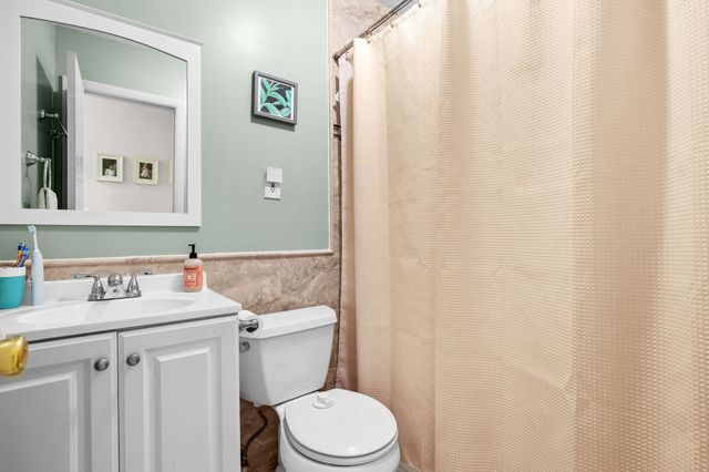4366 Bamboo Drive, Palm Beach Gardens, FL 33410