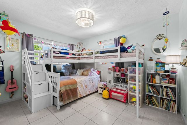 4366 Bamboo Drive, Palm Beach Gardens, FL 33410