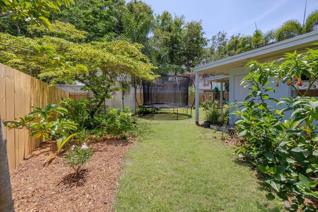 4366 Bamboo Drive, Palm Beach Gardens, FL 33410