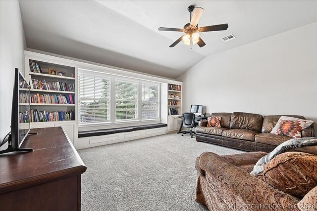 4625 S 173rd East Avenue, Tulsa, OK 74134