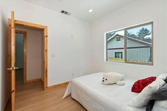 374 Los Angeles Avenue, Sugarloaf, CA 92386