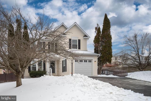 3884 WERTZ DR, Woodbridge, VA 22193