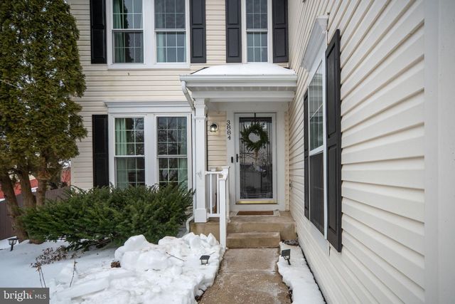 3884 WERTZ DR, Woodbridge, VA 22193