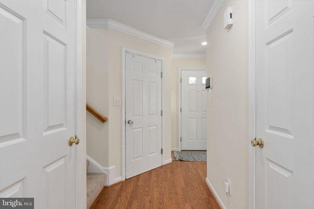 3884 WERTZ DR, Woodbridge, VA 22193