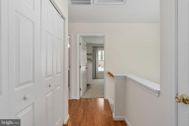 3884 WERTZ DR, Woodbridge, VA 22193