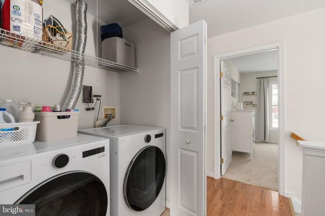 3884 WERTZ DR, Woodbridge, VA 22193