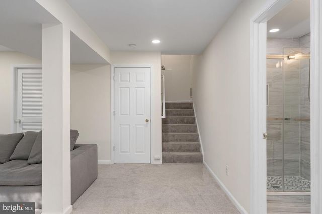 3884 WERTZ DR, Woodbridge, VA 22193