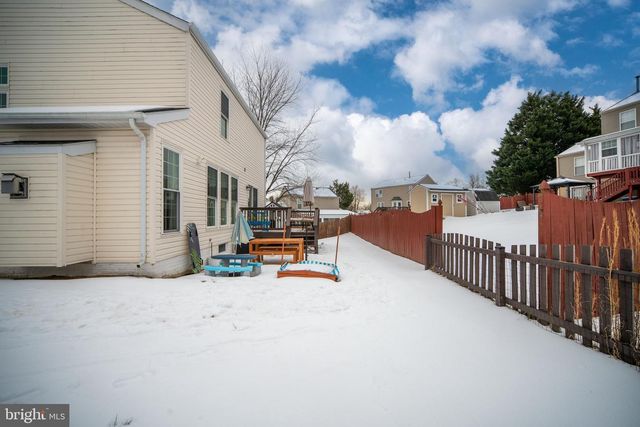 3884 WERTZ DR, Woodbridge, VA 22193