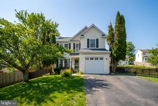 3884 WERTZ DR, Woodbridge, VA 22193