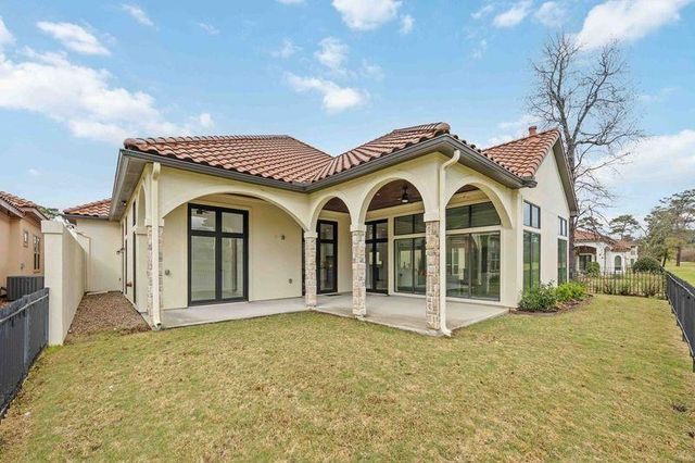 15918 Bridges Fairway Lane, Houston, TX 77068