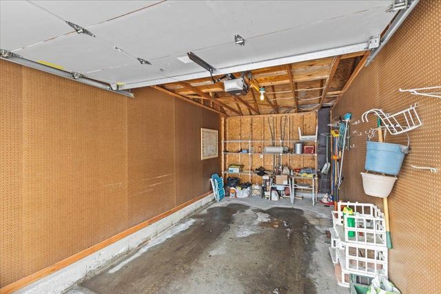 53 Freedom Drive, Montpelier, VT 05602