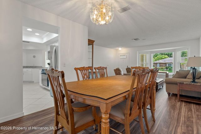 7196 Crown Oaks Drive, Spring Hill, FL 34606