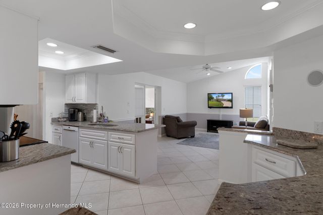 7196 Crown Oaks Drive, Spring Hill, FL 34606