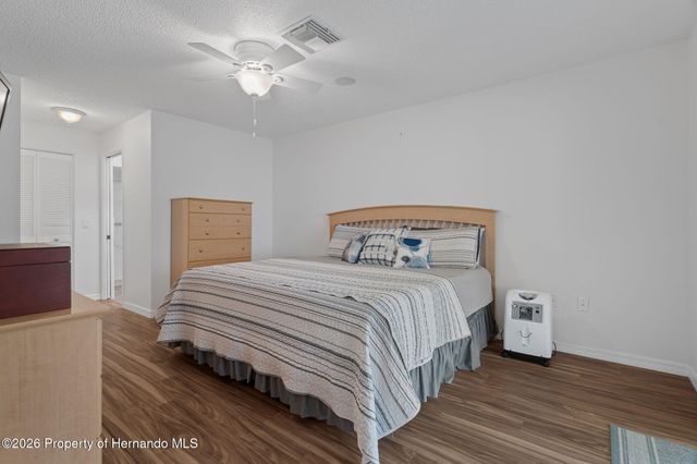 7196 Crown Oaks Drive, Spring Hill, FL 34606
