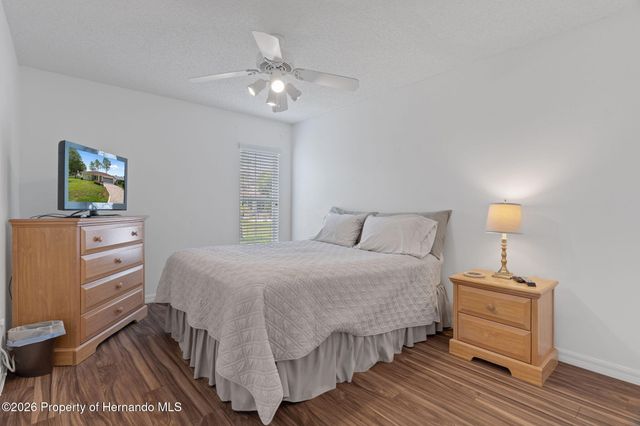 7196 Crown Oaks Drive, Spring Hill, FL 34606