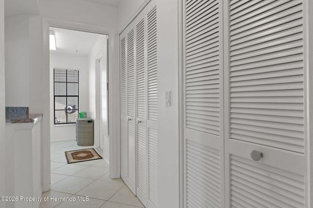7196 Crown Oaks Drive, Spring Hill, FL 34606