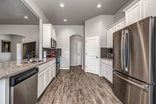 2429 Gallant Fox Terrace, Guthrie, OK 73044