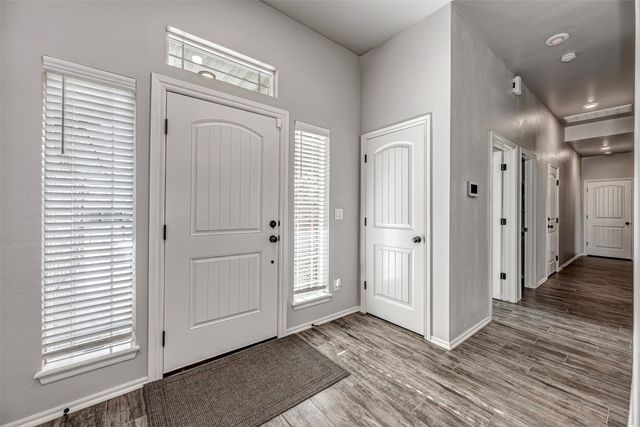 2429 Gallant Fox Terrace, Guthrie, OK 73044