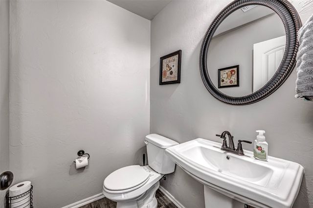 2429 Gallant Fox Terrace, Guthrie, OK 73044