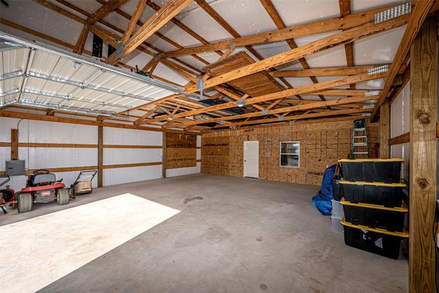 2429 Gallant Fox Terrace, Guthrie, OK 73044