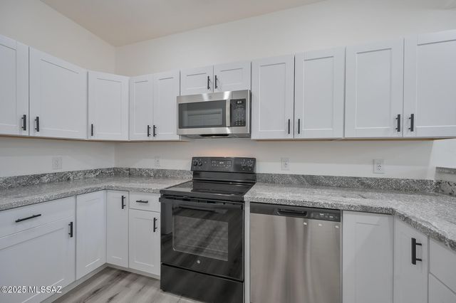 2885 N Edmond Dantes Court, Tucson, AZ 85716