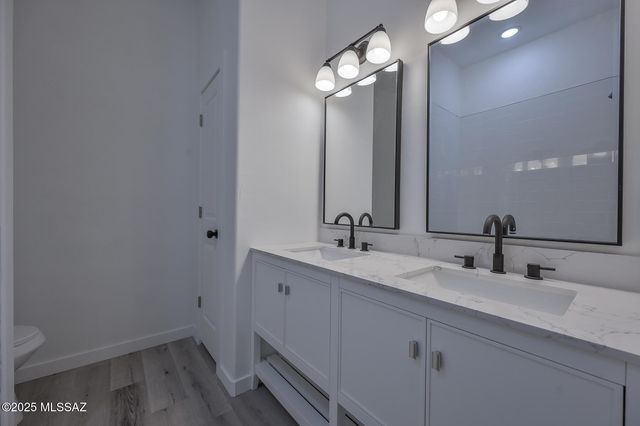 2885 N Edmond Dantes Court, Tucson, AZ 85716