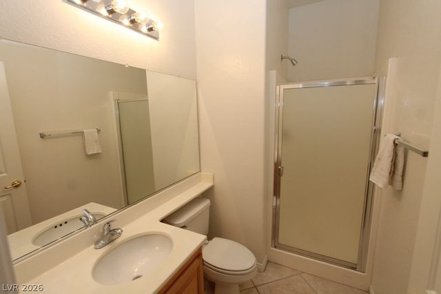 8247 AZURE SHORES Court, Las Vegas, NV 89117